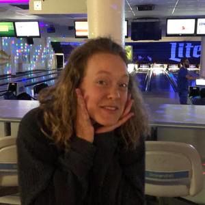 Meet your Posher, Caroline